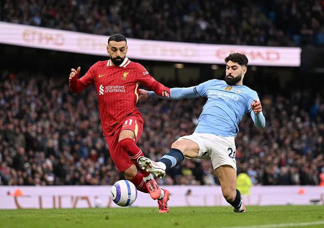 利物浦客场取胜,英超霸主稳坐积分榜首的简单介绍 利物浦客场取胜,英超霸主稳坐积分榜首的简单介绍