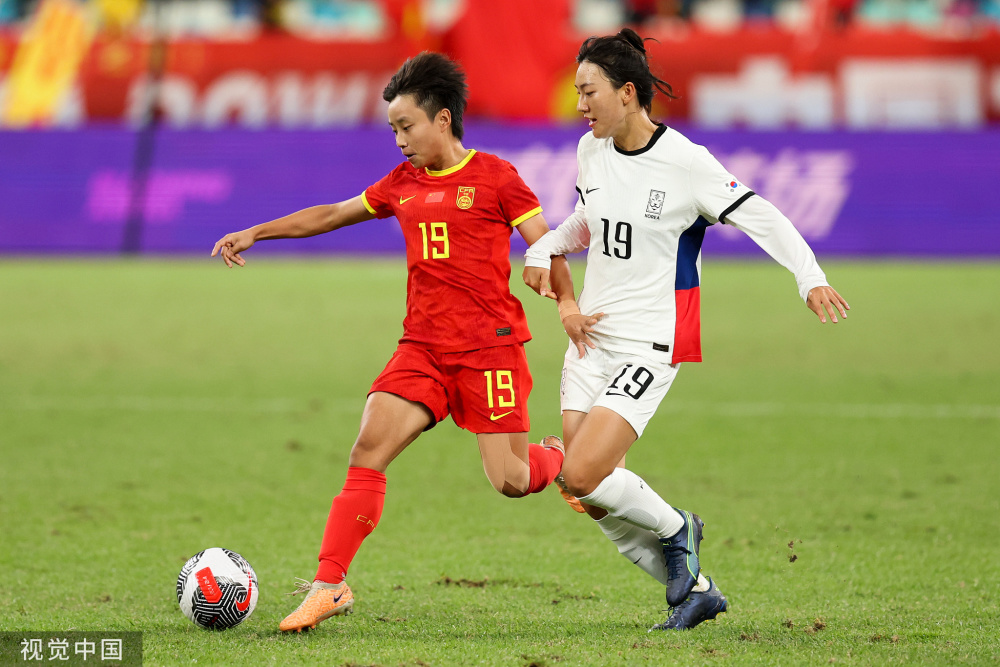 包含中国女足表现彰显出色，展现出团队合作力的词条