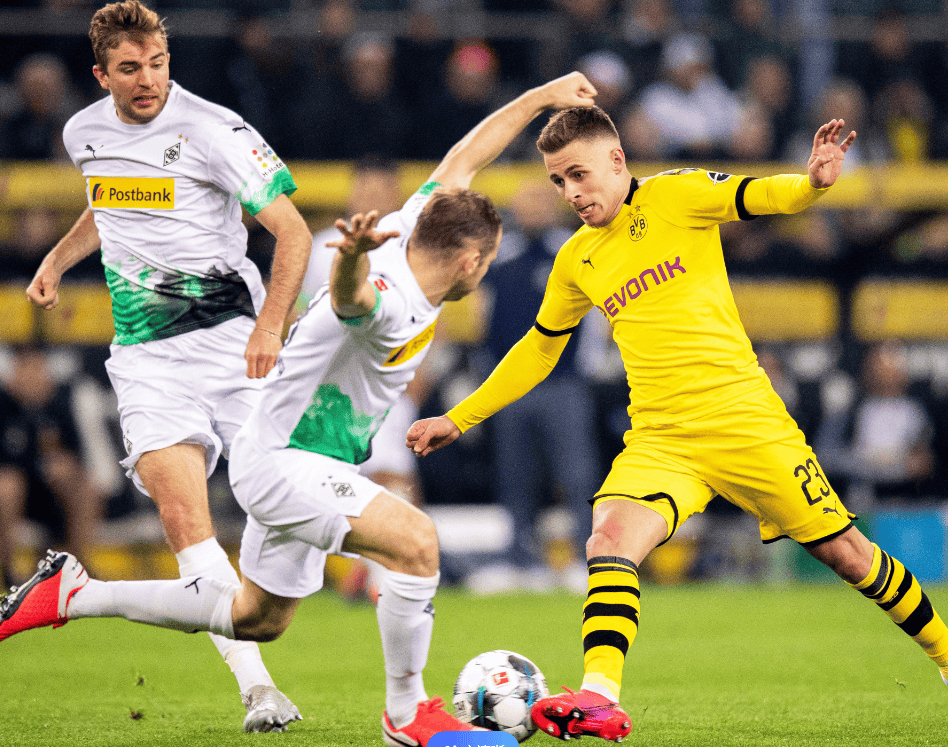 关于门兴格拉德巴赫遭遇三连败,德甲排名下滑的信息 关于门兴格拉德巴赫遭遇三连败,德甲排名下滑的信息