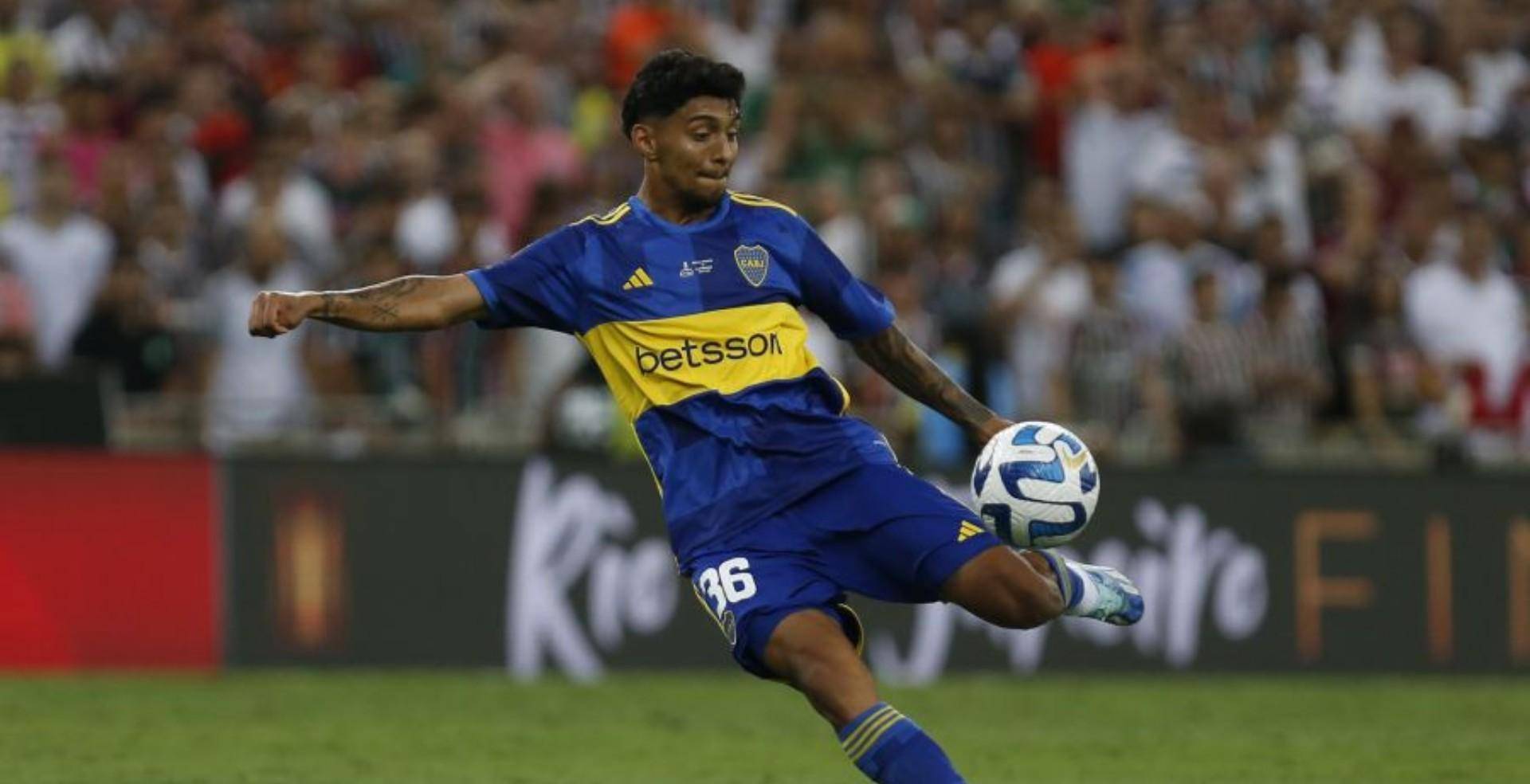 南美洲篮球赛中球员实力碰撞，冠军角逐胜负难料的简单介绍