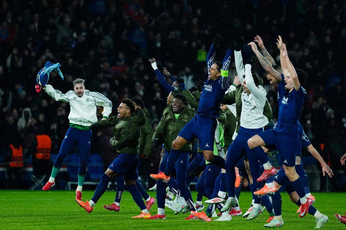 巴黎圣日耳曼备战欧联杯,对手是阿斯顿维拉 巴黎圣日耳曼备战欧联杯,对手是阿斯顿维拉