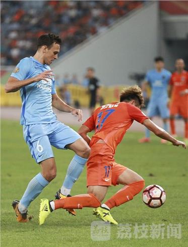 尼斯教练赛后受访,点评球队表现及状态 尼斯教练赛后受访,点评球队表现及状态