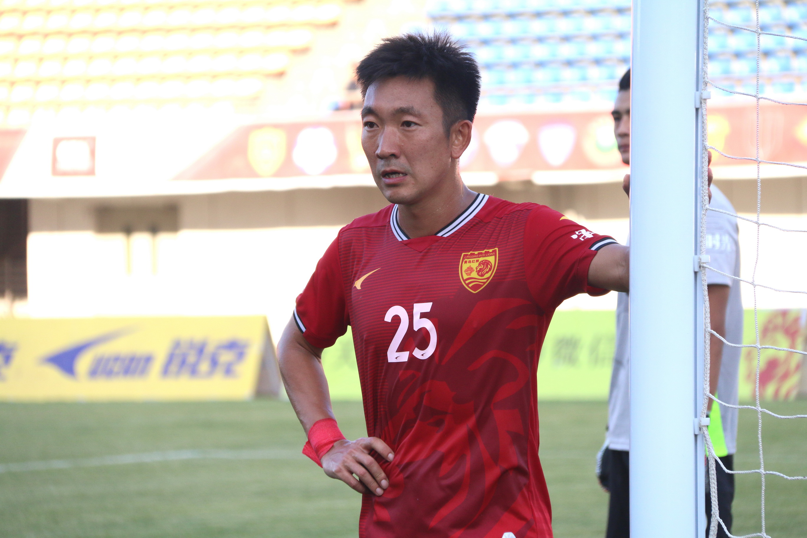 卡利亚里战术犯错,遗憾告负无缘胜利 卡利亚里战术犯错,遗憾告负无缘胜利