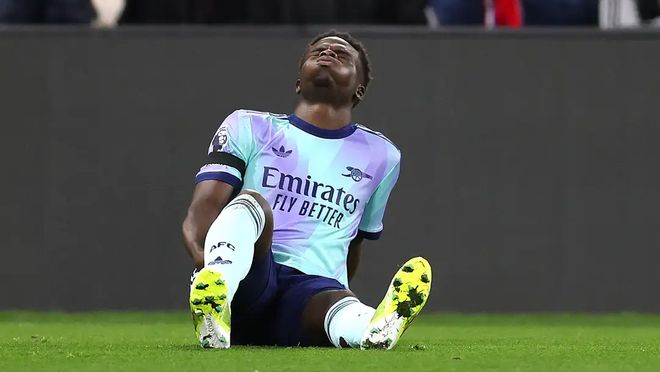 包含阿森纳新援脚踝受伤，英超首秀受阻的词条