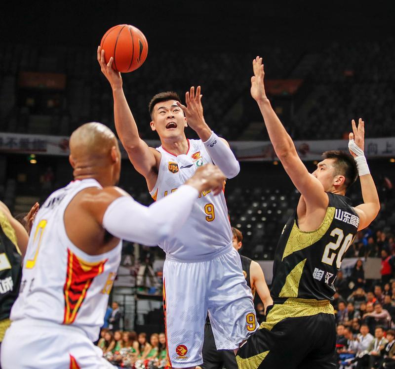 深圳佳兆业主场不敌山东鲁能,遭遇连败 深圳佳兆业主场不敌山东鲁能,遭遇连败