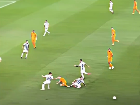 雷厉风行的球员们踢出了精彩表现