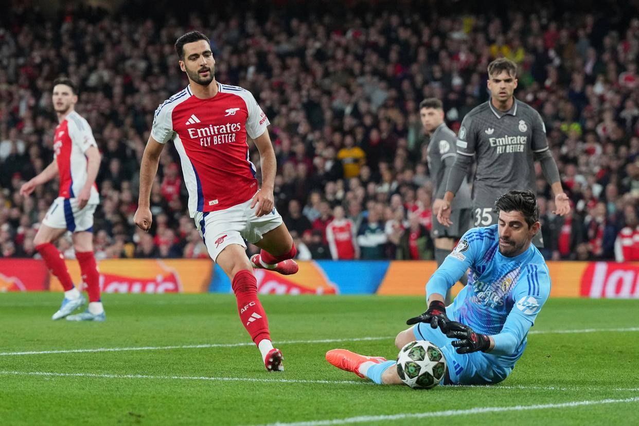 皇马前锋连场进球,成为焦点人物 皇马前锋连场进球,成为焦点人物