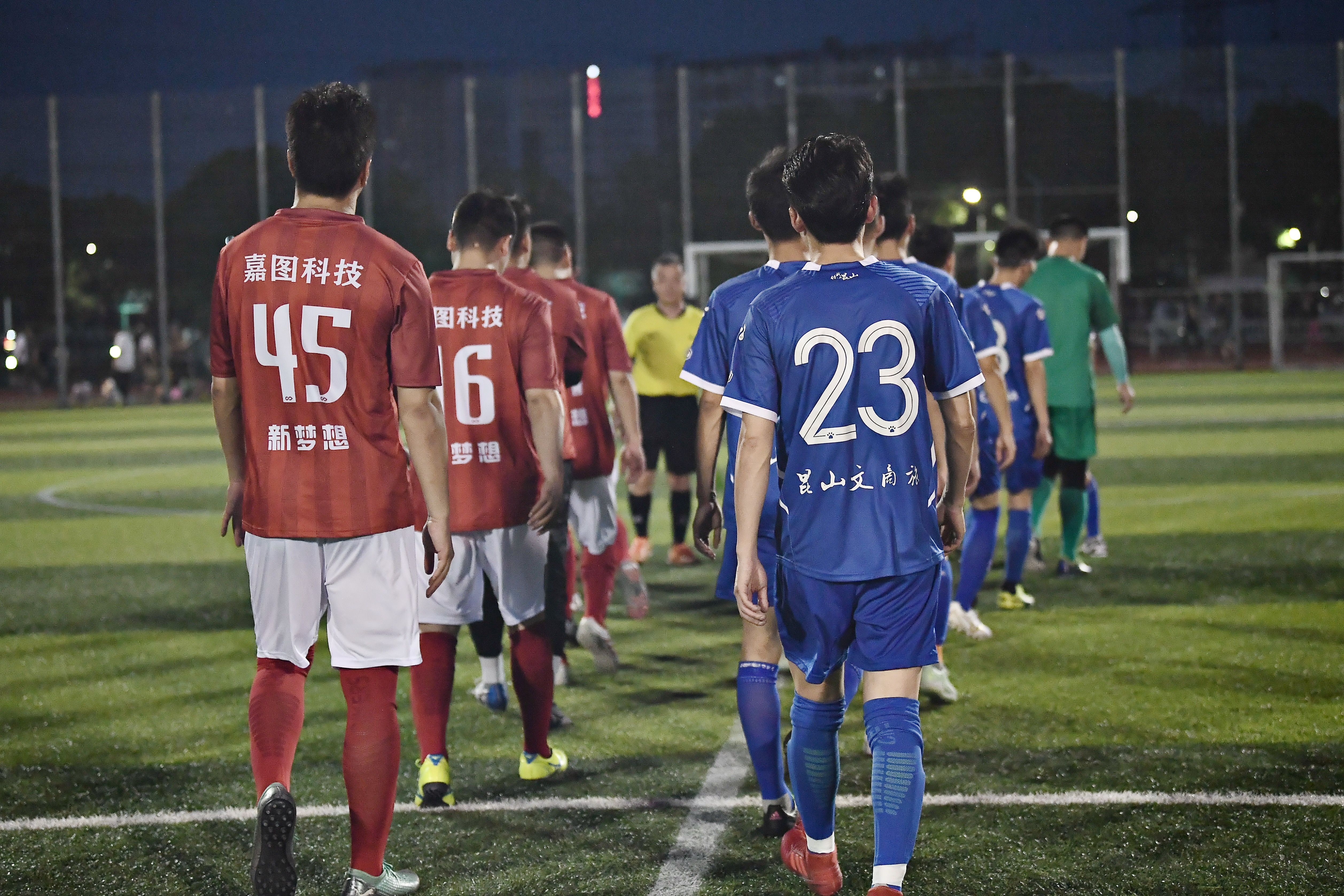 基辅篮球精英联赛揭幕战精彩纷呈 基辅篮球精英联赛揭幕战精彩纷呈