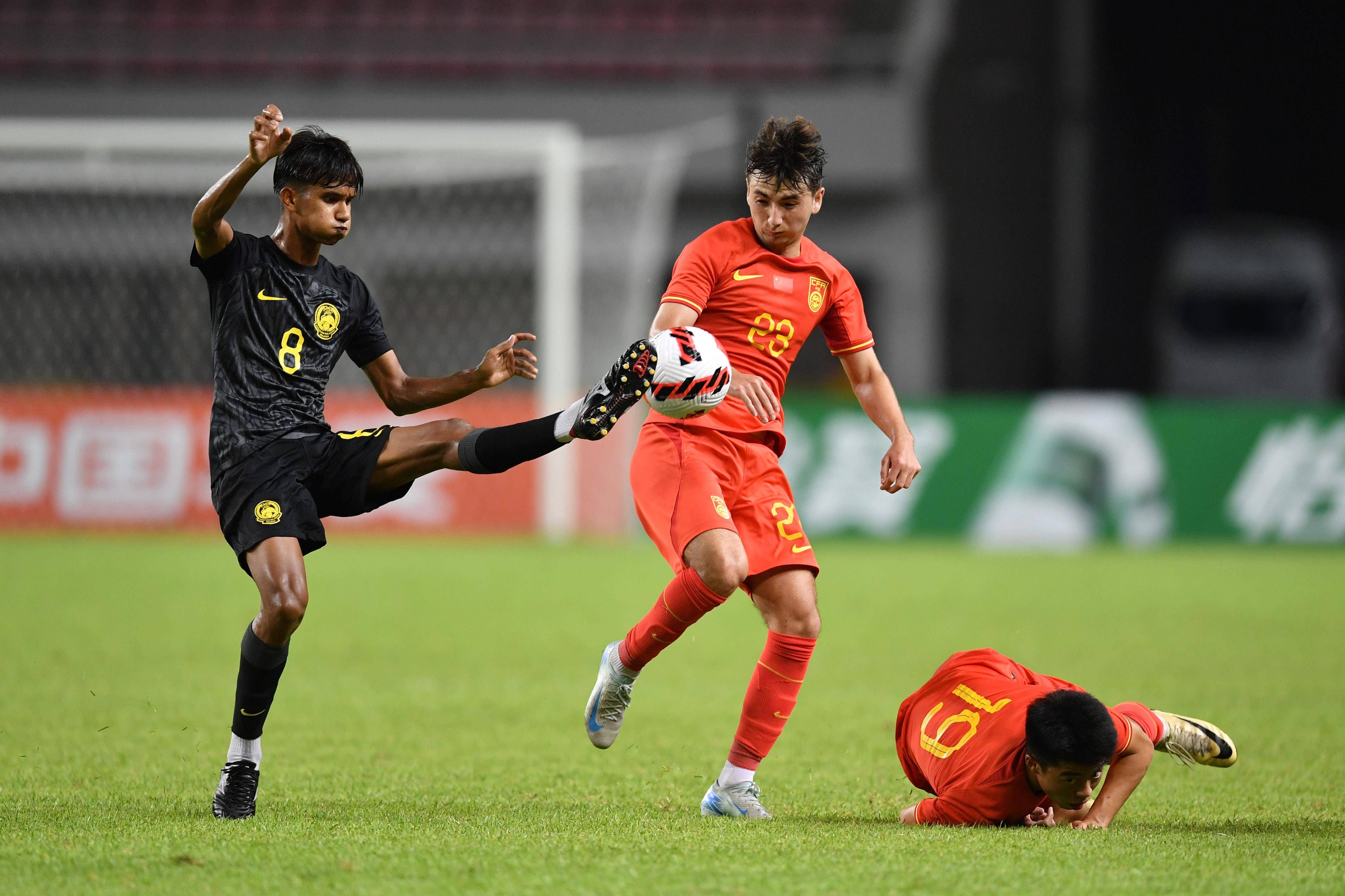 足球顶尖联赛展现魅力,精彩纷呈的简单介绍 足球顶尖联赛展现魅力,精彩纷呈的简单介绍