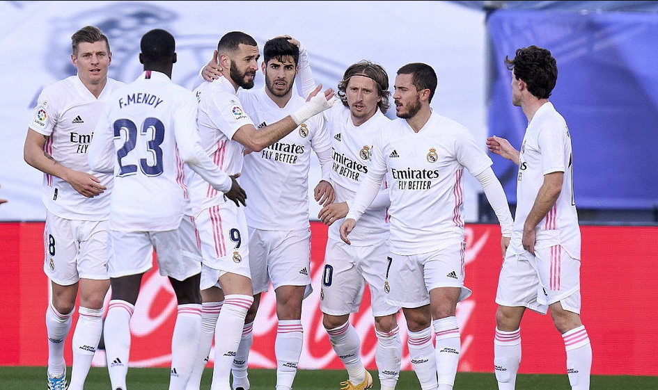 马赛后卫表现佳,球队联赛中表现亮眼 马赛后卫表现佳,球队联赛中表现亮眼