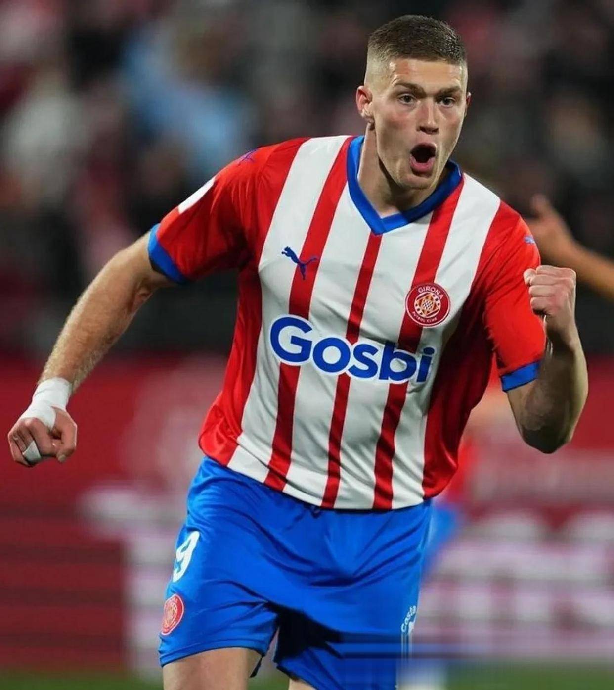 包含欧洲国家联赛:乌克兰队期待在主场战胜斯洛文尼亚的词条 包含欧洲国家联赛:乌克兰队期待在主场战胜斯洛文尼亚的词条