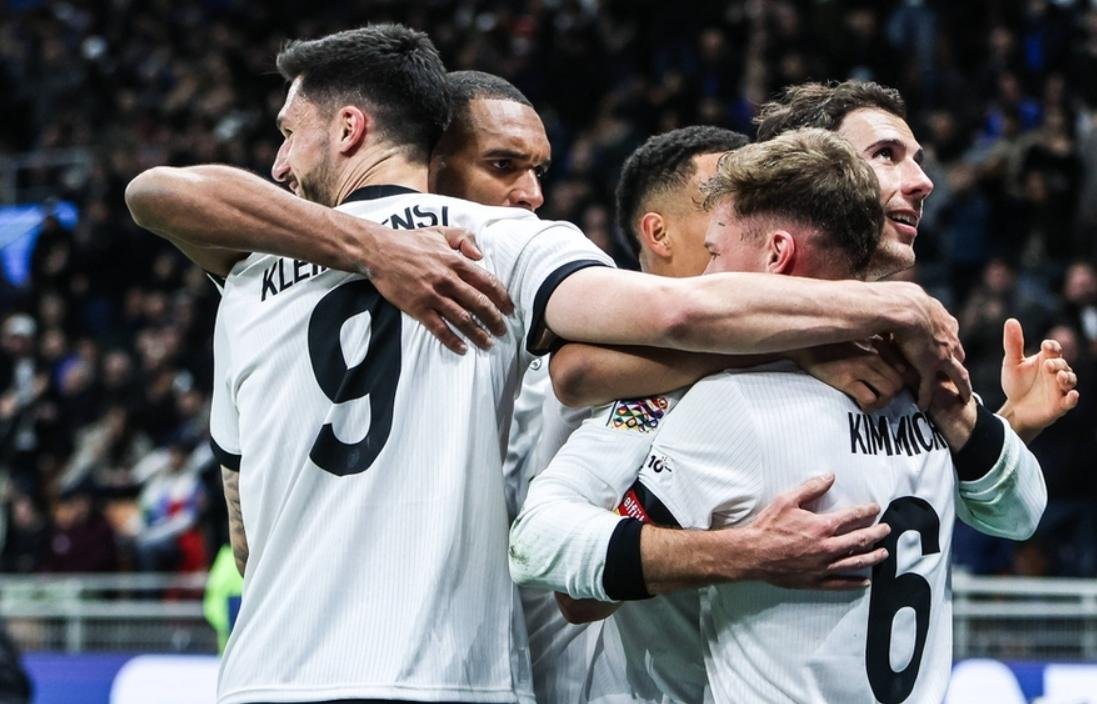 荷兰队逆转奥克兰,晋级欧锦赛决赛 荷兰队逆转奥克兰,晋级欧锦赛决赛