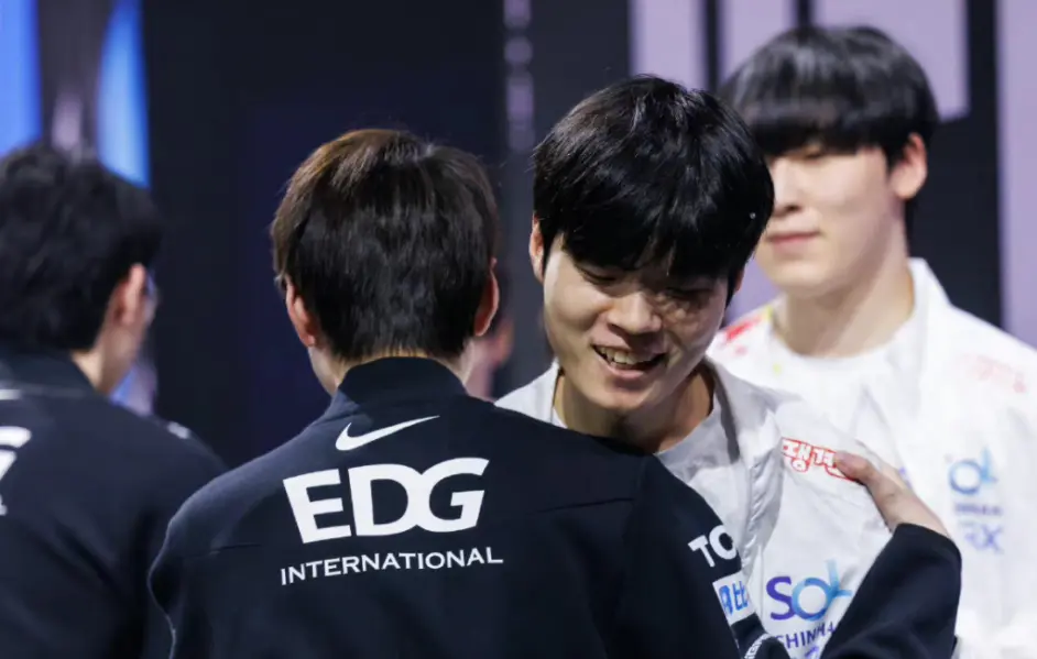 DRX轻取BRO，Meiko打出惊人五杀淘汰赛3:1（成都）