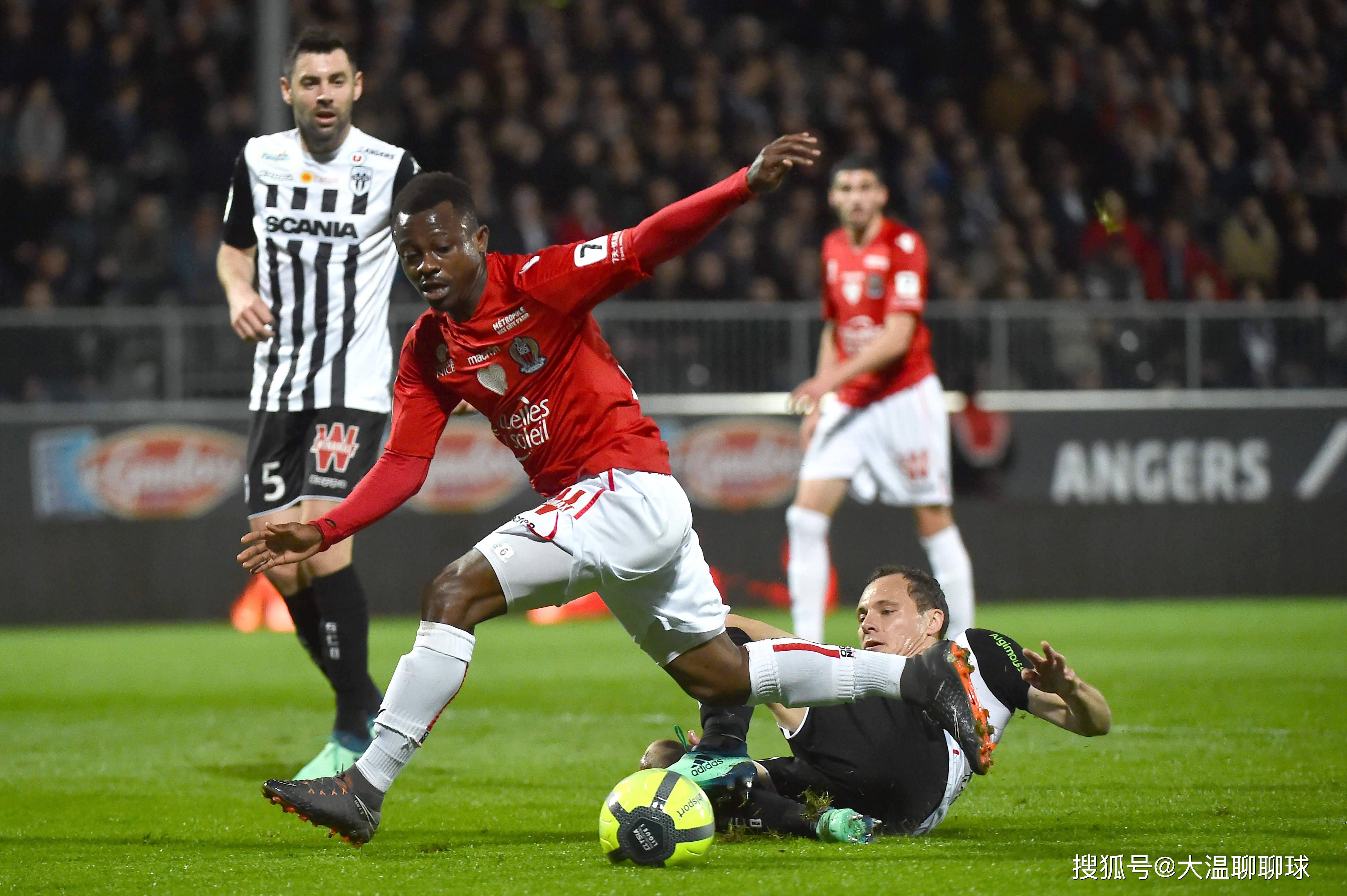 兰斯主场失利，遭遇多轮不胜