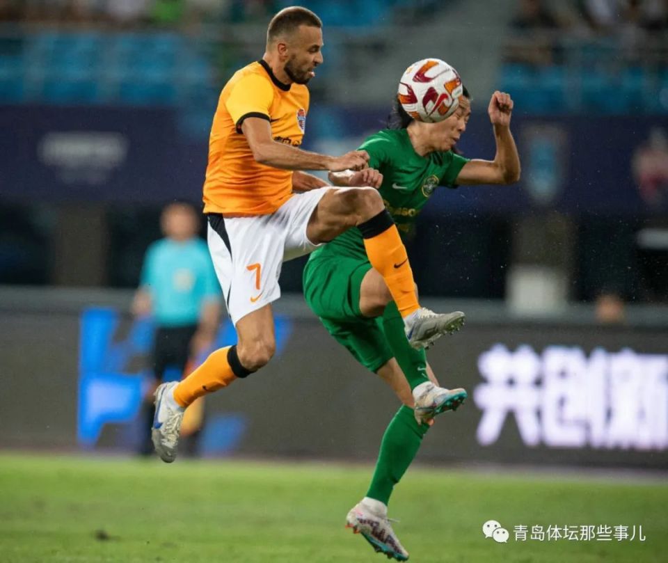 关于佛罗伦萨扳回两球，客场逼平劲敌的信息