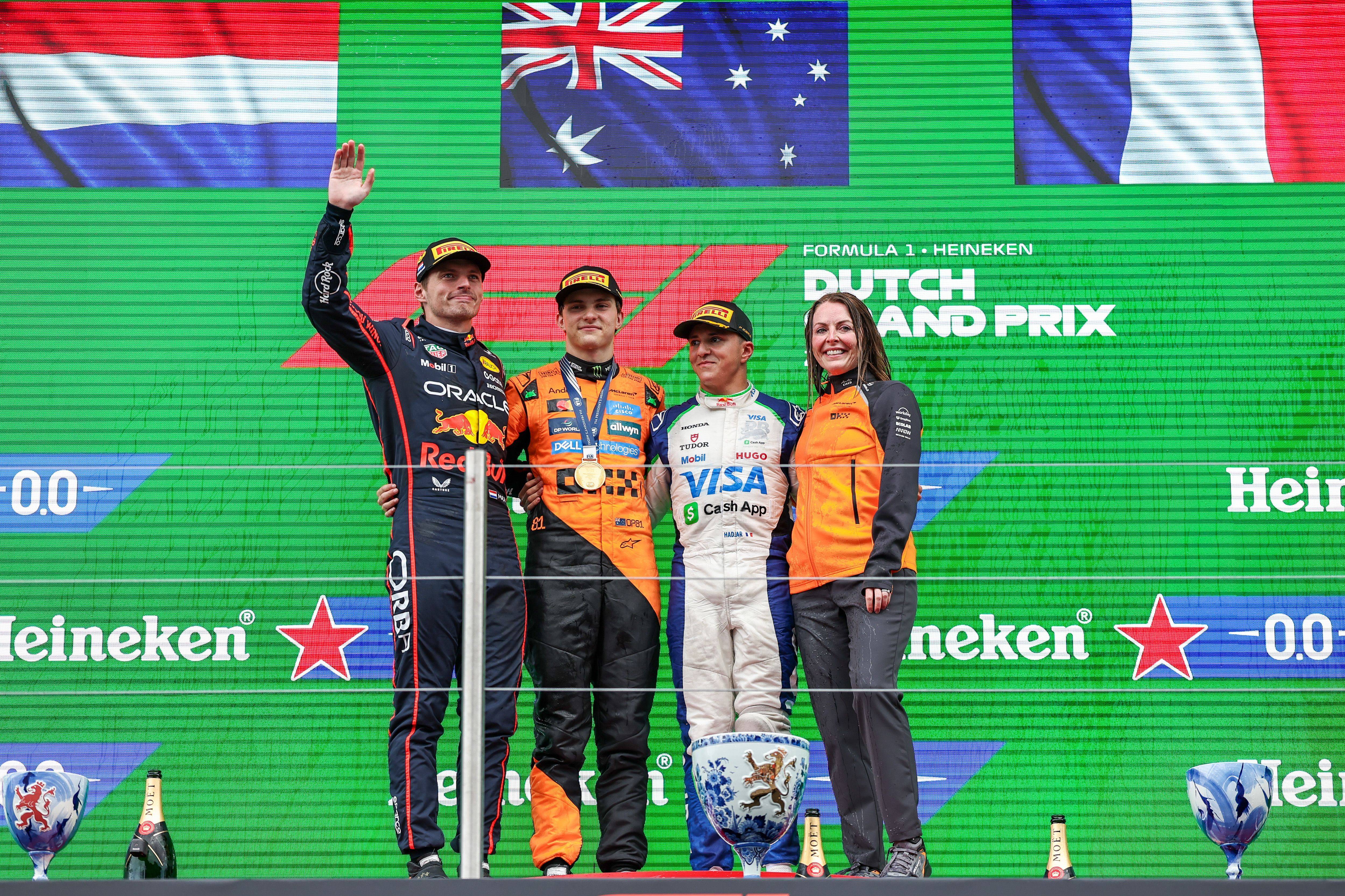 红牛二队横扫迈凯伦，维斯塔潘带队取胜